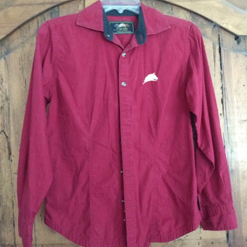 Parelli Collection Women's Fitted Button Down Shirt Maroon Small